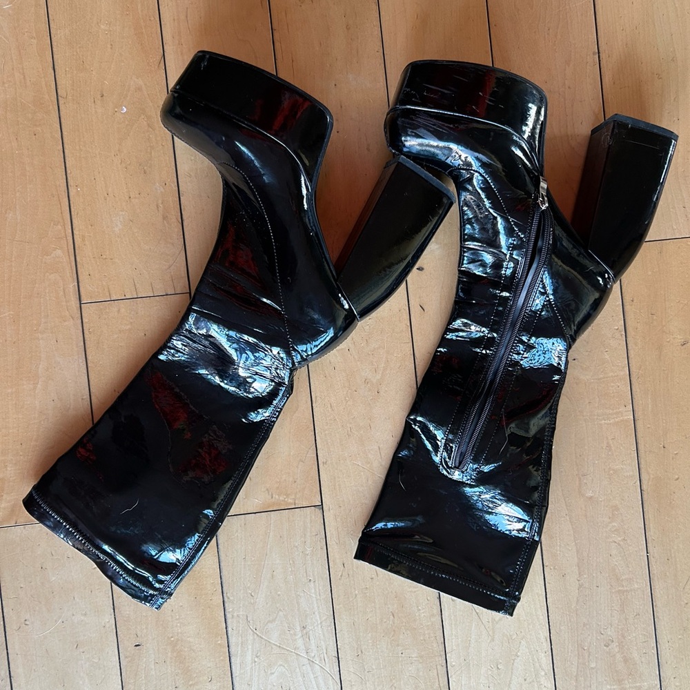 Black Platform Chunky Boots - Picture 2 of 2